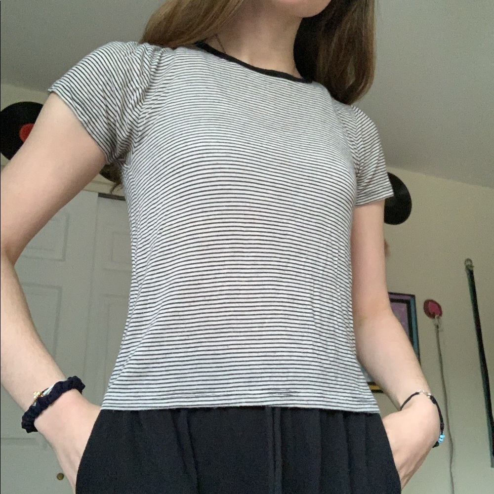 Striped F21 Short Sleeve Sz M